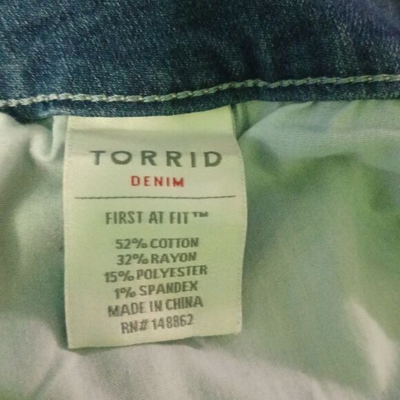 668943....Torrid Skinny Jeans Size 16XS, W34"  24"Inseam 10"Rise - Picture 6 of 6
